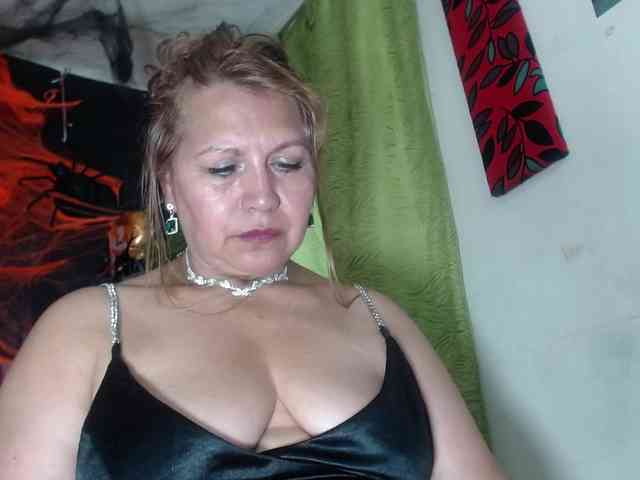 Kazsandra webcam