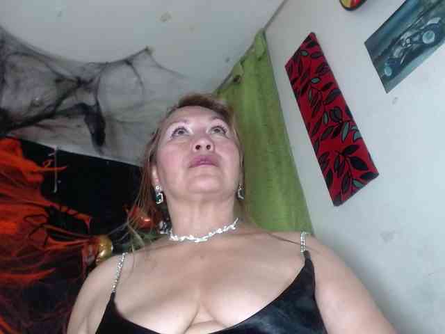 Kazsandra webcam
