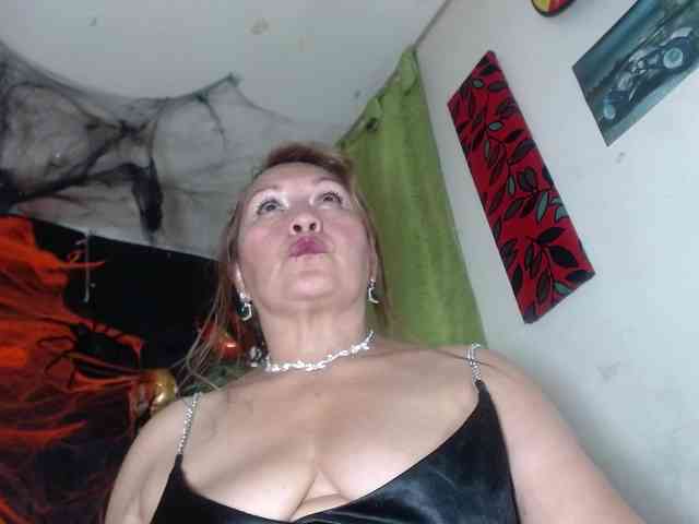 Kazsandra webcam