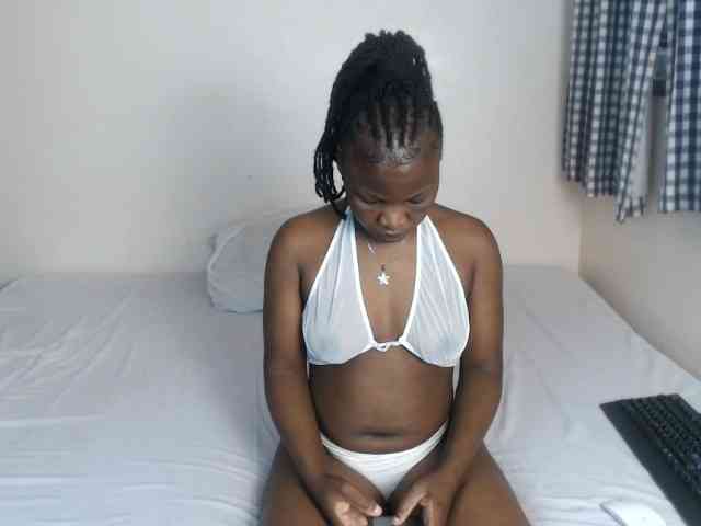 Crystalxebony webcam