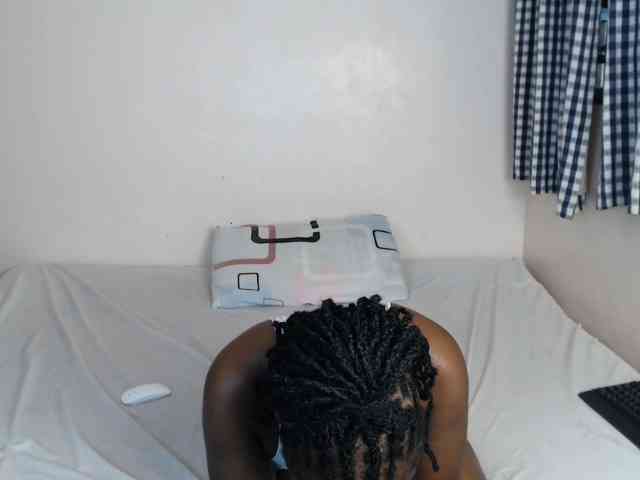 Crystalxebony webcam