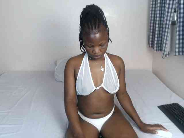 Crystalxebony webcam