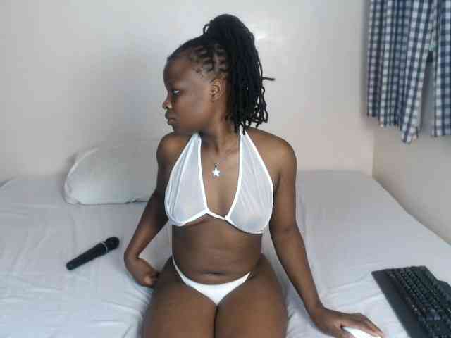 Crystalxebony webcam