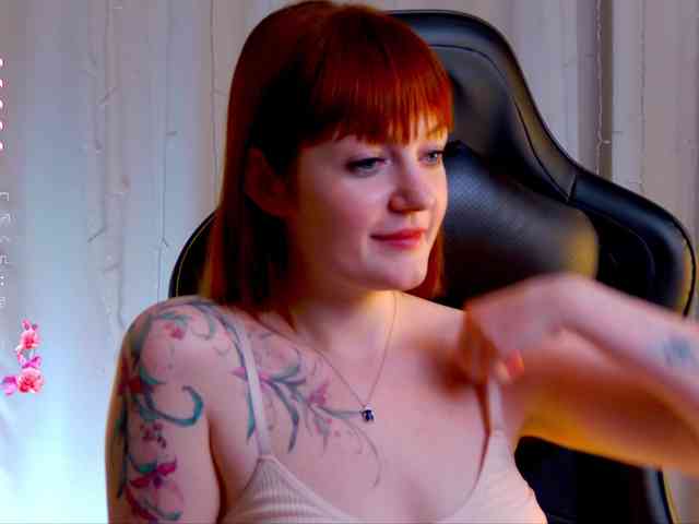 Ashley-Nicks webcam