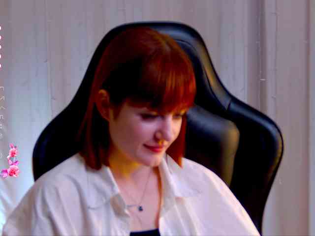 Ashley-Nicks webcam