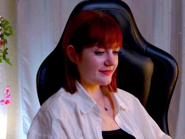 Ashley-Nicks webcam