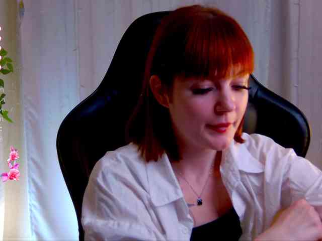 Ashley-Nicks webcam