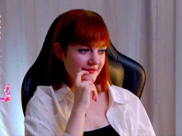 Ashley-Nicks webcam