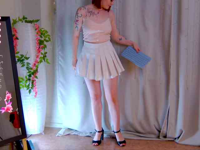 Ashley-Nicks webcam
