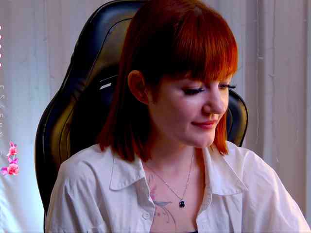 Ashley-Nicks webcam