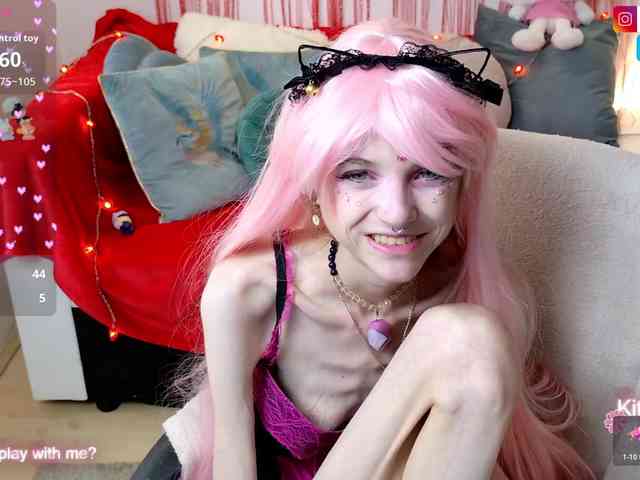 KittyRaine webcam