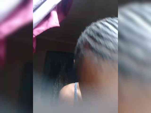 LAYLAAH webcam