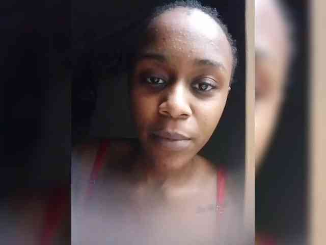 LAYLAAH webcam