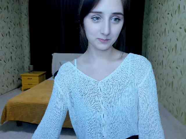 JulietMonli webcam