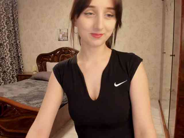 JulietMonli webcam