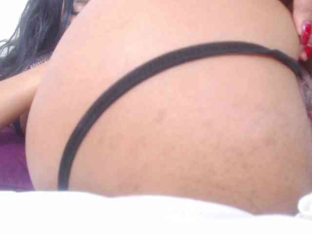 tiny-sarah1 webcam