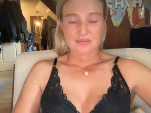 Liliblue1 webcam