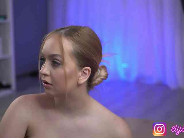 ElysaWetxx webcam