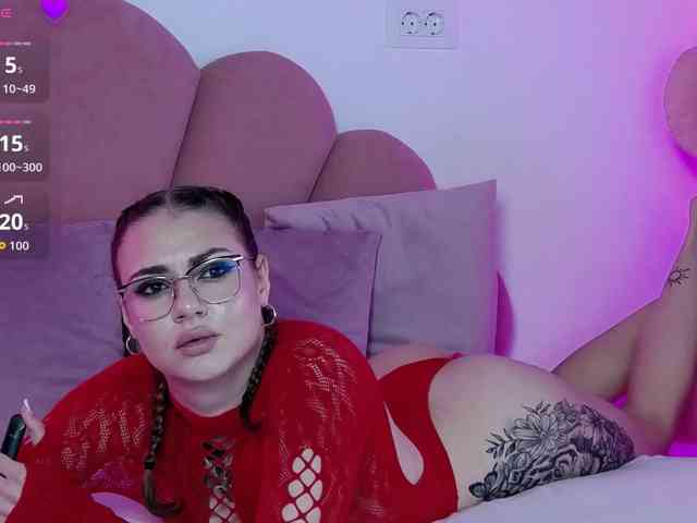 AbbyWhite webcam