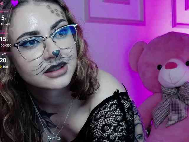 AbbyWhite webcam