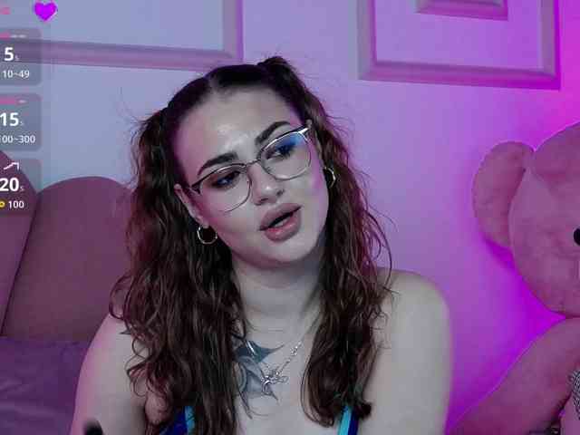 AbbyWhite webcam