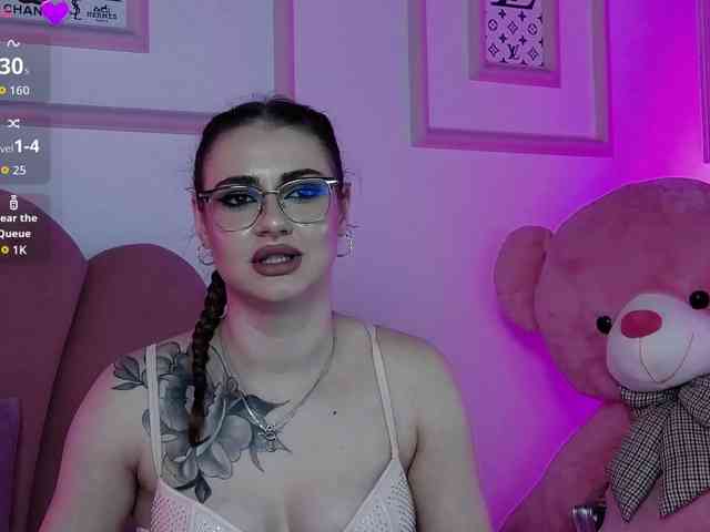 AbbyWhite webcam