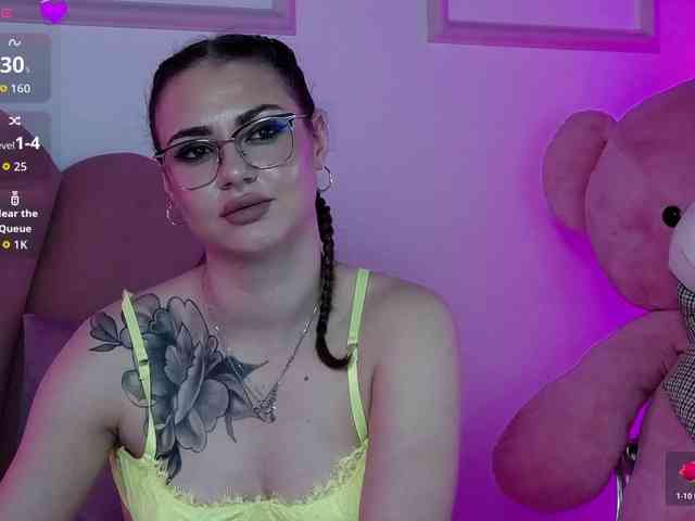 AbbyWhite webcam
