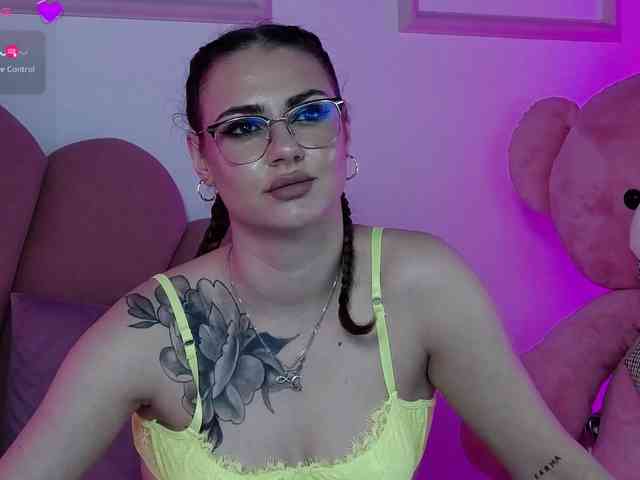 AbbyWhite webcam