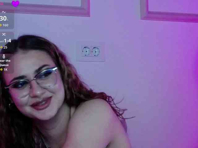 AbbyWhite webcam