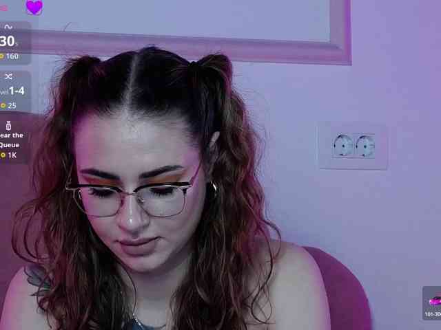 AbbyWhite webcam