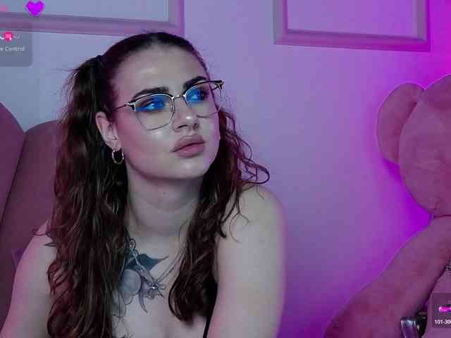 AbbyWhite webcam