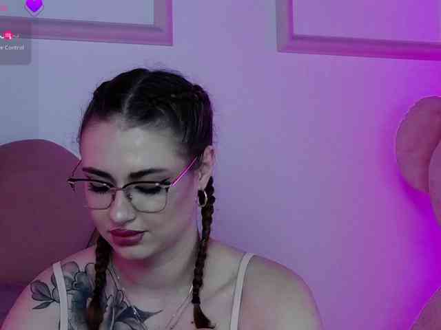 AbbyWhite webcam