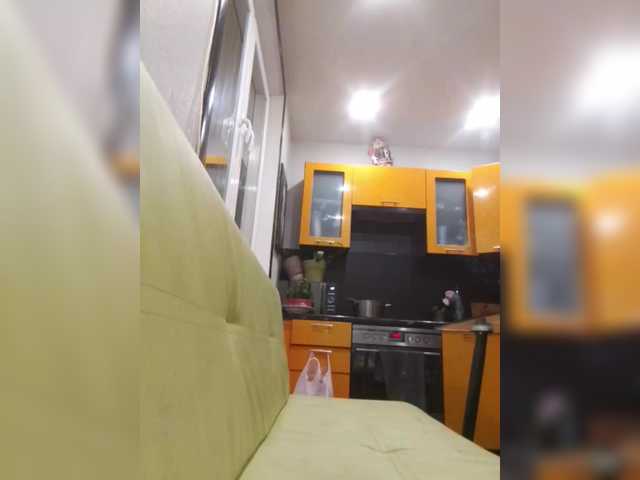 go to chat with TilyTily