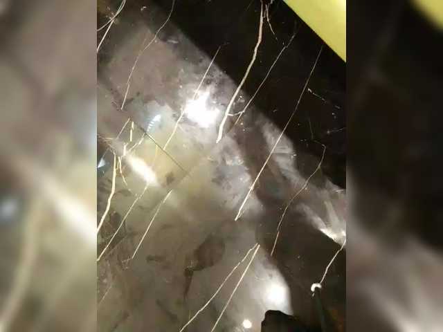 Accedi alla chat con il nickname TilyTily TilyTily