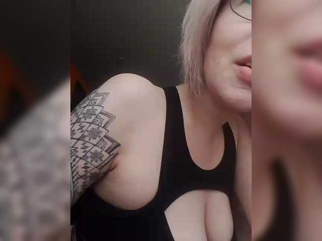 Gratis Live Sexcam mit TilyTily TilyTily