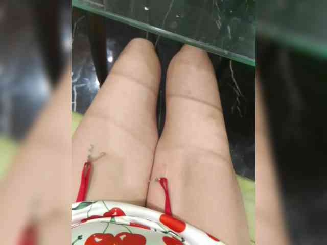 TilyTily webcam