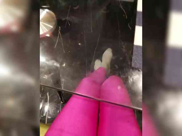 TilyTily webcam