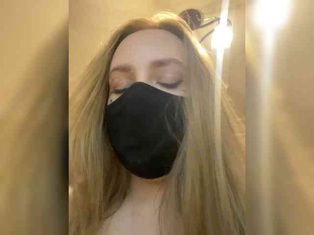 Donut-red webcam
