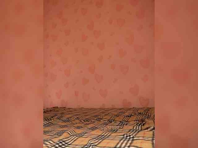 Donut-red webcam