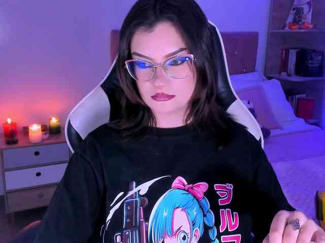 OphelianaRose webcam