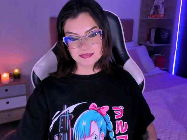 OphelianaRose webcam