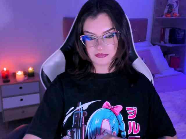 OphelianaRose webcam