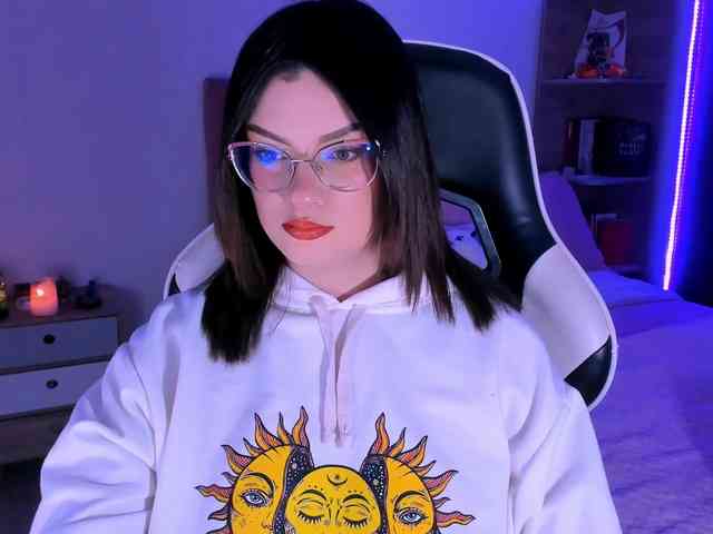 OphelianaRose webcam