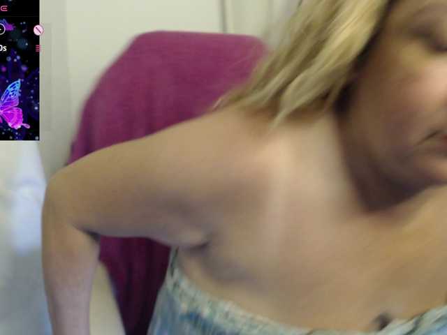 Mature2025 webcam