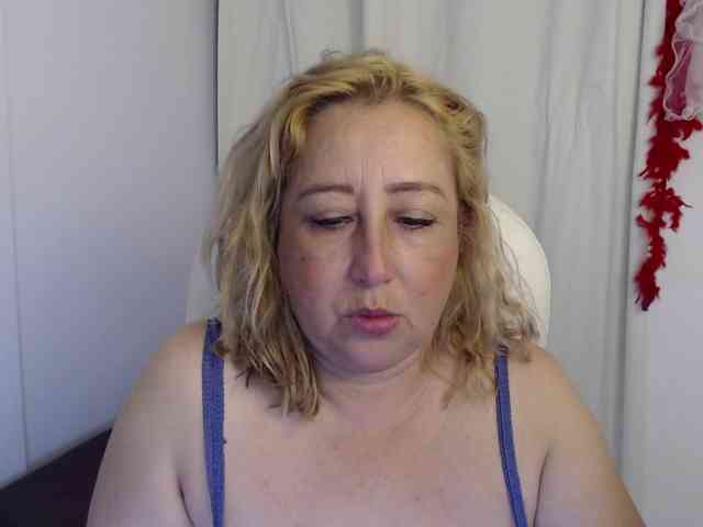 Mature2025 webcam