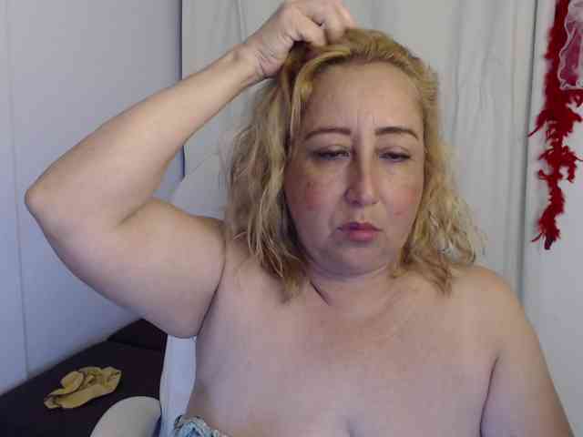 Mature2025 webcam