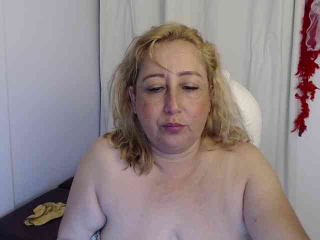 Mature2025 webcam