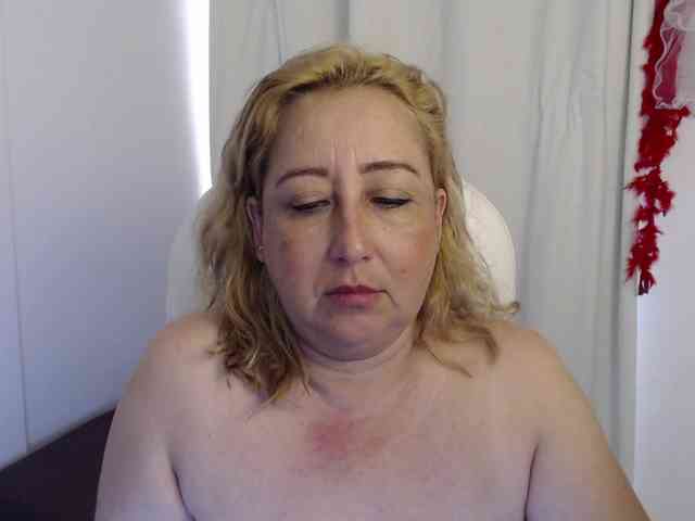 Mature2025 webcam