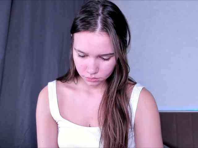 Misaqueen webcam