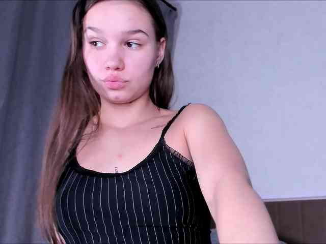 Misaqueen webcam